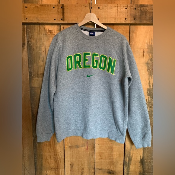 Nike Sweaters - Oregon Ducks Official crewneck